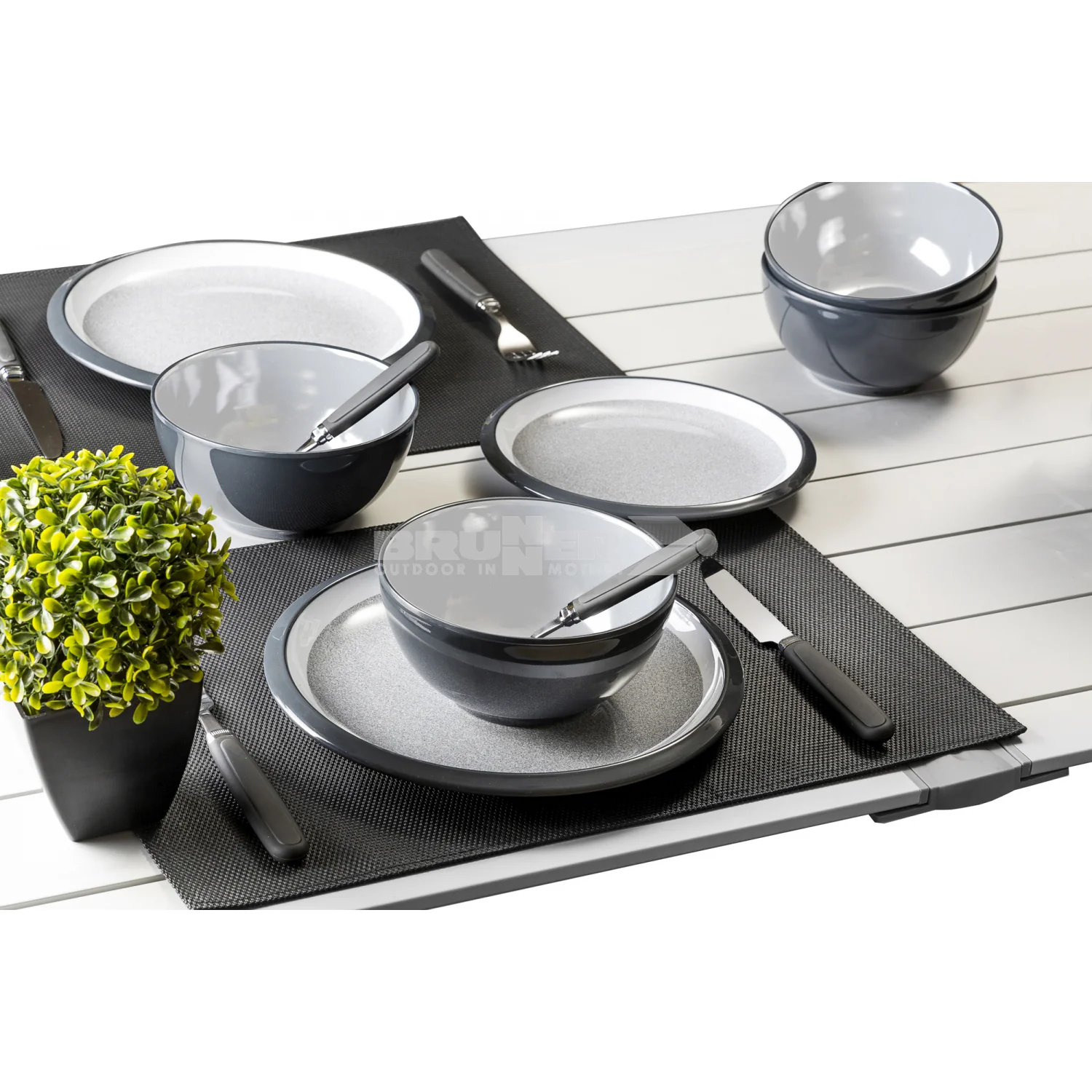 BRUNNER MIDDAY SET GRANYTE SET PIATTI DA 12 PEZZI IN RESISTENTE MELAMINA E FONDO ANTISLIP - Image 3
