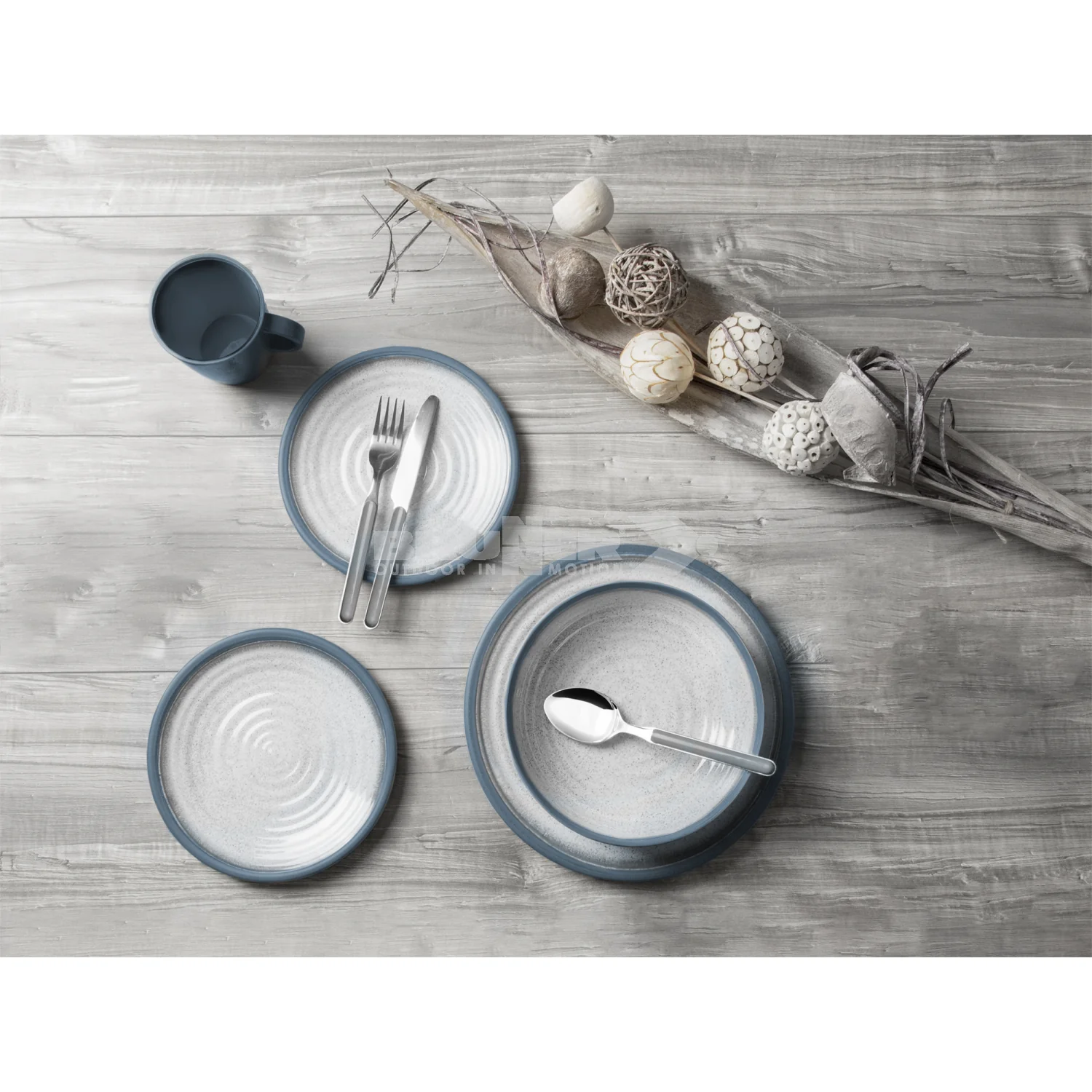 BRUNNER MIDDAY TUSCANY SET 12 PEZZI STOVIGLIE IN RESISTENTE MELAMINA E FONDOI ANTISLIP - Image 2