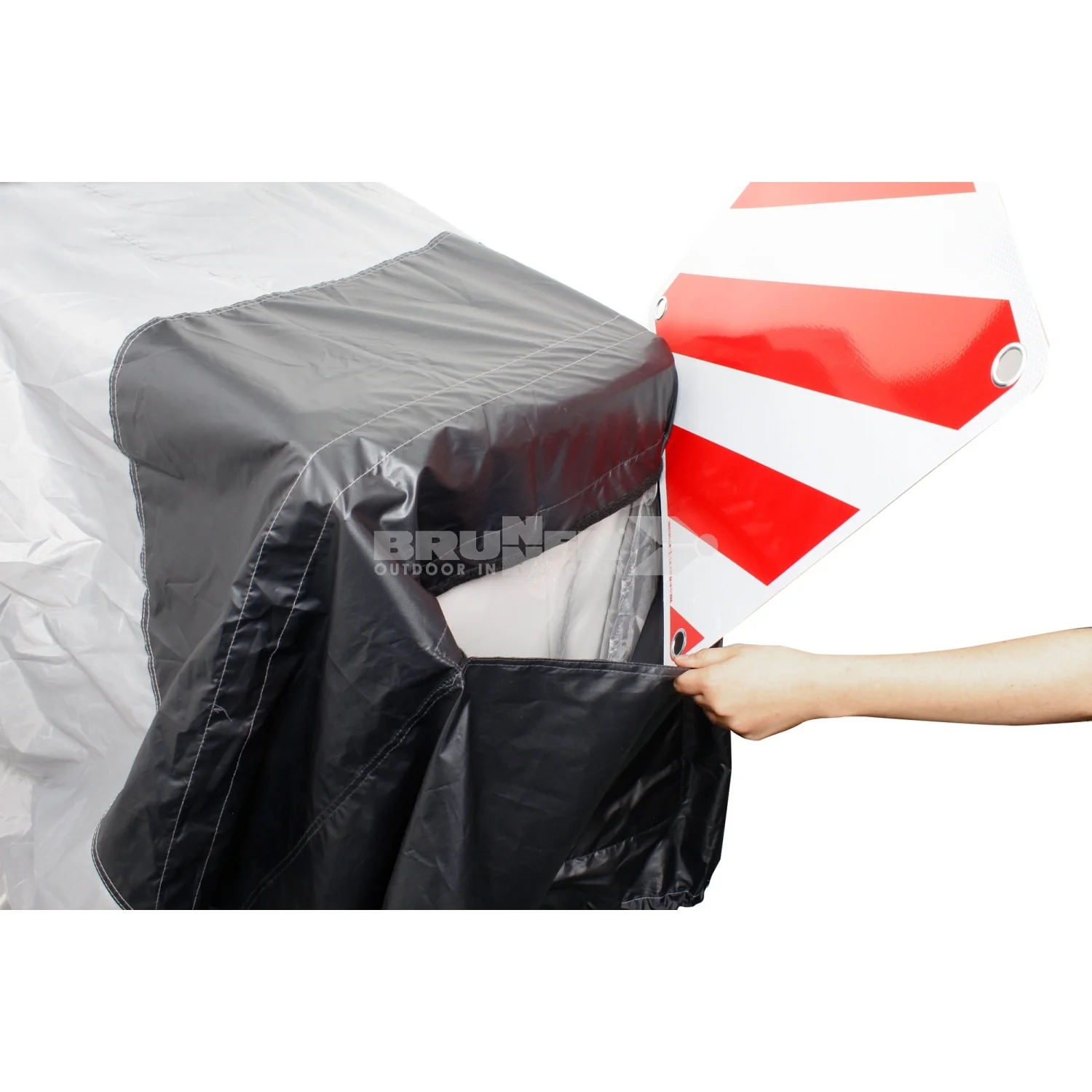 BRUNNER BIKE COVER 4 BICI Copribicicletta in resistente tessuto di poliestere con spalmatura idrorepellente - Image 5