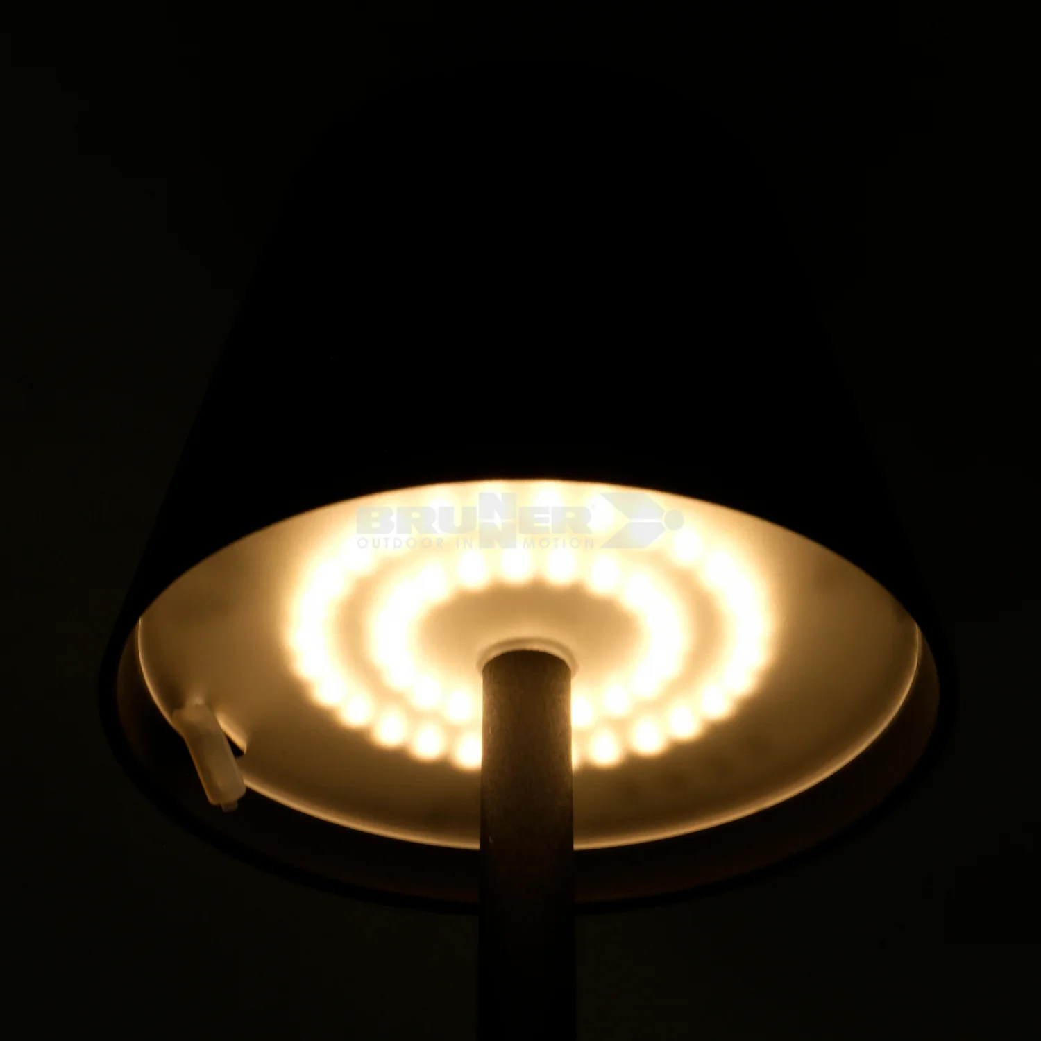 BRUNNER LUCIEN ELEGANTE LANTERNA DA TAVOLO A LED RICARICABILE DA 200 LUMEN - DISPONIBILE IN 2 COLORI - Image 5
