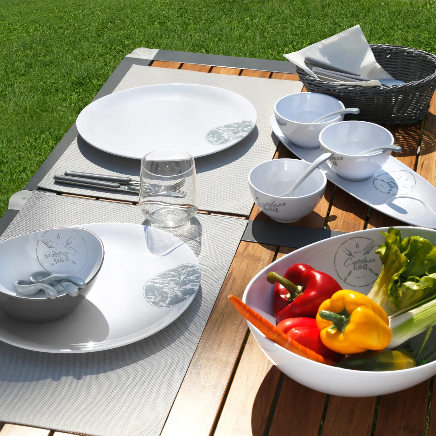 BRUNNER SET 16PZ BBQ GRILL KIT MELAMINA ALTA QUALITA' ACQUISTABILE IN KIT O SFUSO