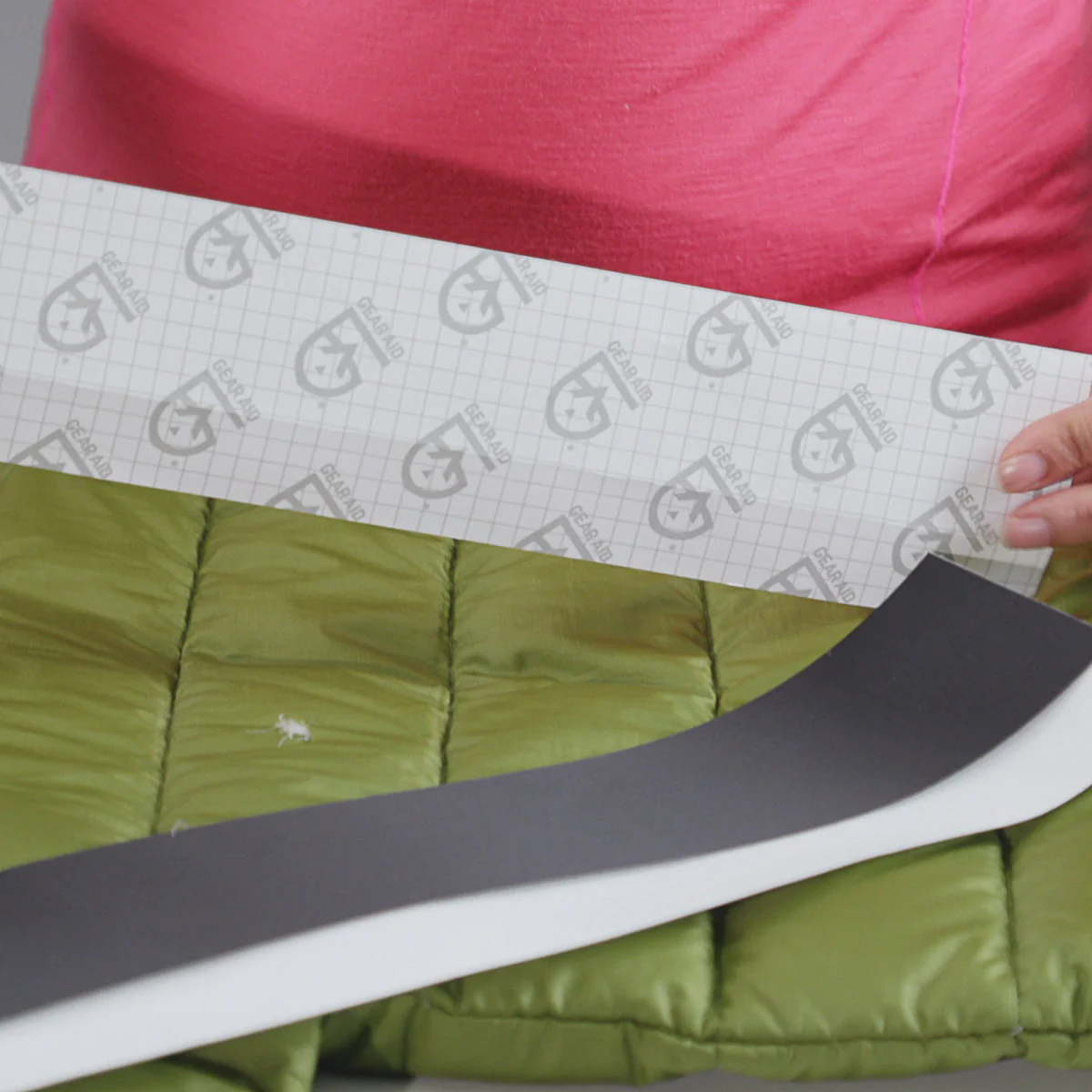 GEAR AID REPAIR TAPE TENACIUS TAPE NASTRO RESISTENTE PER SIGILLATURE E RIPARAZIONI - Image 2
