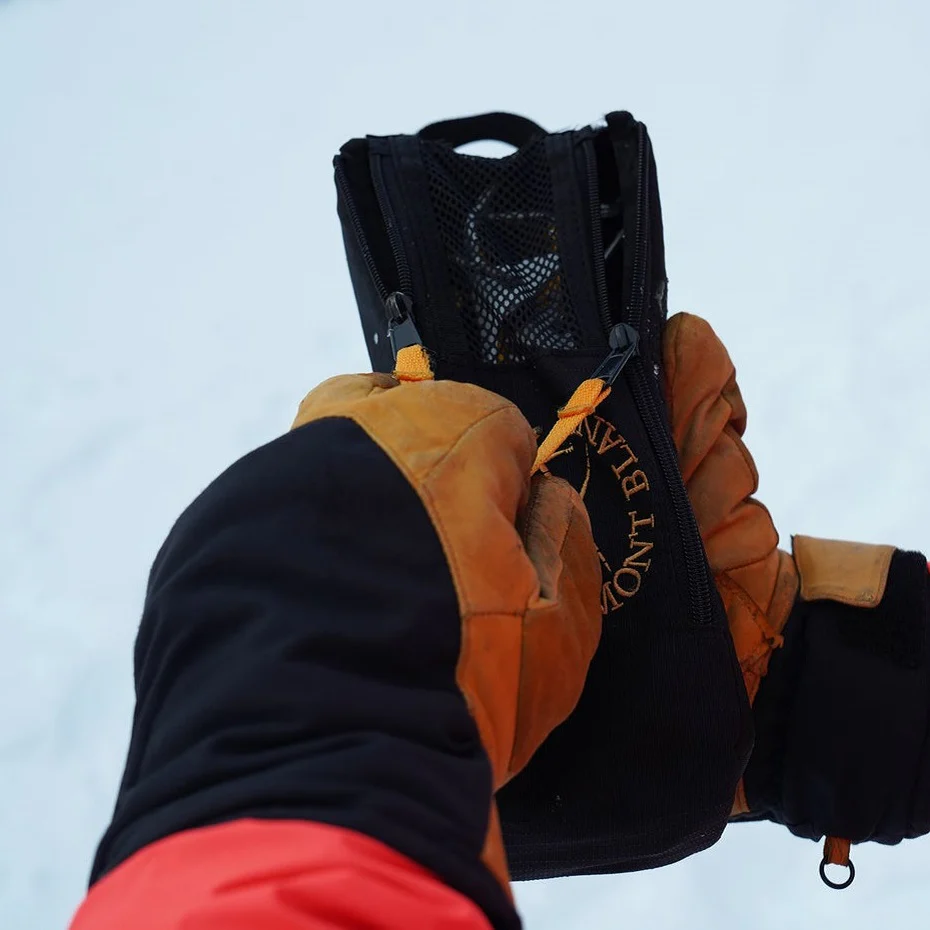 GRIVEL CRAMPON SAFE BORSA PORTA RAMPONI - DISPONIBILE IN 2 TAGLIE - Image 3