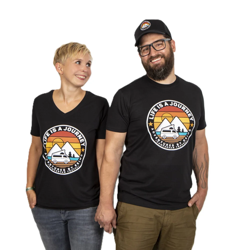 REIMO T-SHIRT UNISEX REALIZZATA IN COTONE BIOLOGICO E POLIESTERE - FANTASIA: LIFE IS A JOURNEY - Image 3