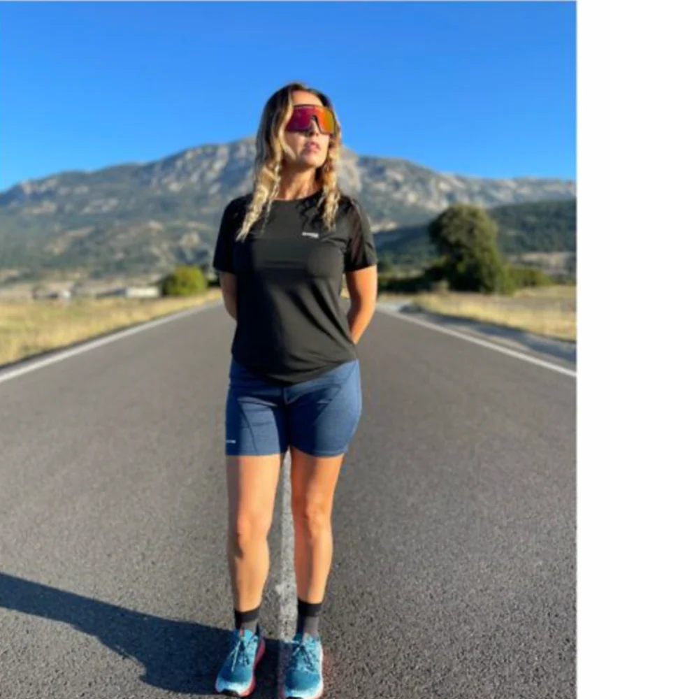 SPHERE PRO IVANA T-SHIRT TRASPIRANTE IDEALE PER RUNNING E OUTDOOR - DISPONIBILE IN 2 COLORI - Image 3